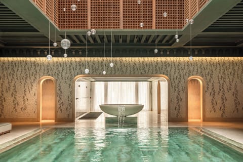 Sauna, hot tub, steam room, hot springs, body treatments, mud baths