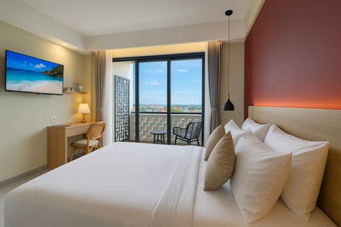 Superior Double or Twin Room, Ocean View | Premium bedding, minibar, in-room safe, desk