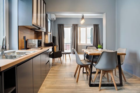 Superior Apartment 3 | Private kitchen | Full-size fridge, microwave, oven, stovetop