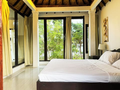 Suite, Balcony, Sea View | Free WiFi