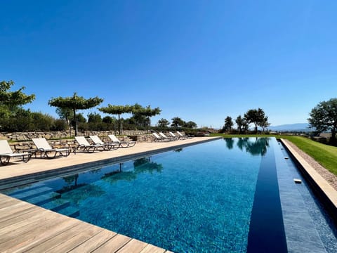 House | 7 bedrooms, high-speed internet