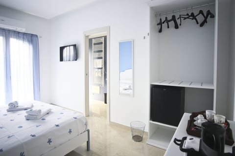 Standard Room, Garden View | Desk, soundproofing, free WiFi, bed sheets