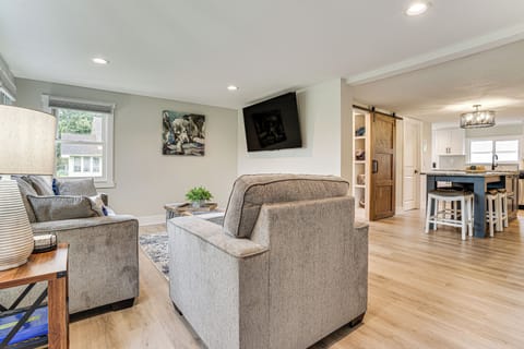 House (2 Bedrooms) | Interior