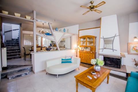 Villa | 3 bedrooms, Internet