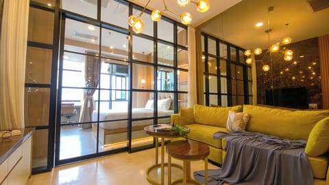Deluxe Apartment | Living area