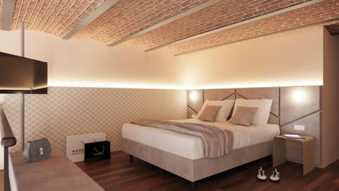 Luxury Suite | Frette Italian sheets, premium bedding, down comforters