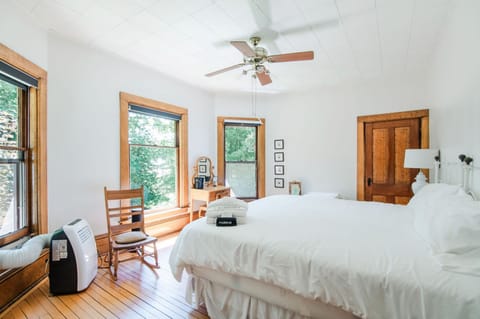 House | 1 bedroom
