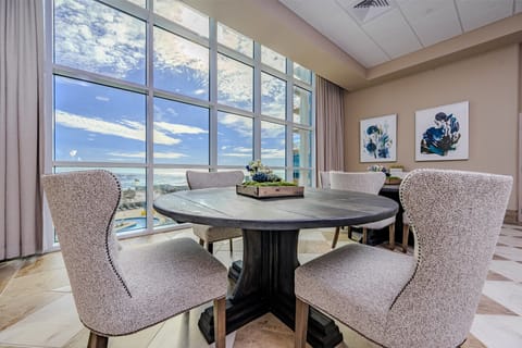 Condo, 4 Bedrooms | Dining
