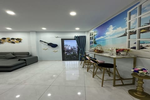 Penthouse | Desk, laptop workspace, free WiFi