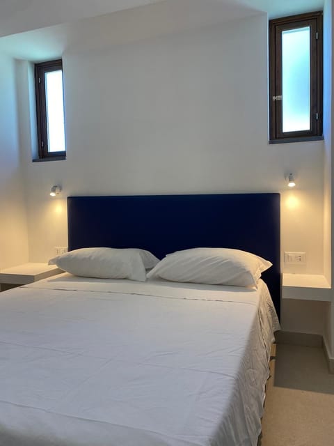 Comfort Double Room, Non Smoking, Mountain View | Premium bedding, pillowtop beds, minibar, desk