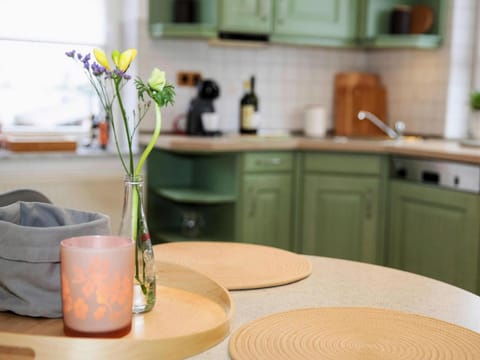 Apartment | Private kitchen | Electric kettle, toaster, highchair