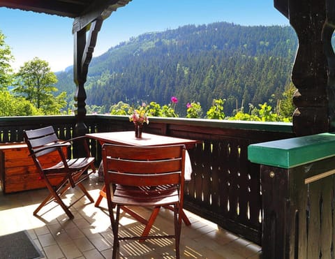 House | Balcony