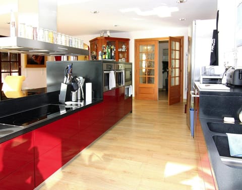 House | Private kitchen | Stovetop
