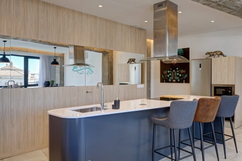 Aparment Tribuna | Living area | Flat-screen TV