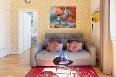 Superior Suite | 1 bedroom, laptop workspace, iron/ironing board, free WiFi