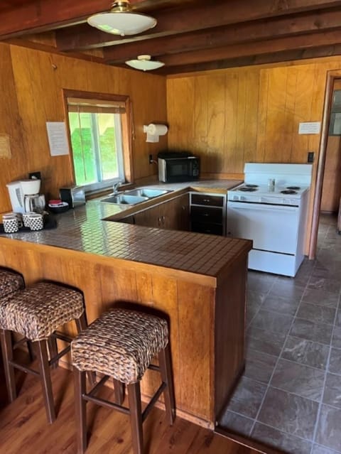 Little A | Private kitchen | Mini-fridge, microwave