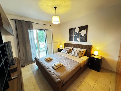 2 bedrooms, iron/ironing board, free WiFi