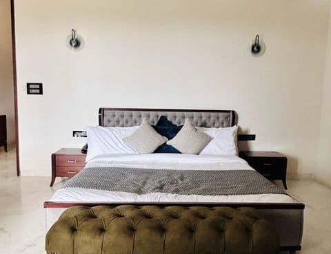 Superior Double Room, Garden View | Soundproofing