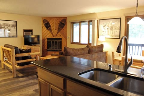 Premium bedding, down comforters, in-room safe, iron/ironing board