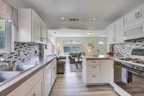 Cottage (2 Bedrooms) | Interior