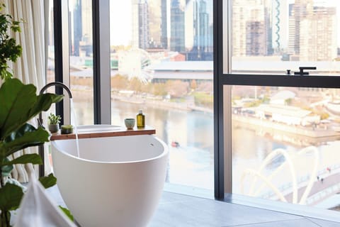 River Penthouse Suite | Premium bedding, minibar, in-room safe, individually decorated