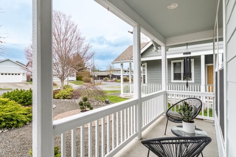 House, 3 Bedrooms | Property grounds