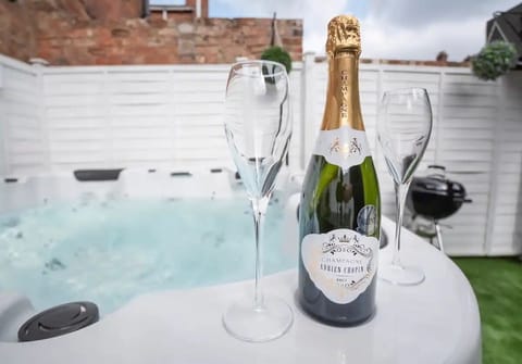 House | Terrace/patio