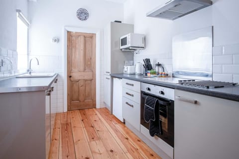 Microwave, oven, stovetop, electric kettle