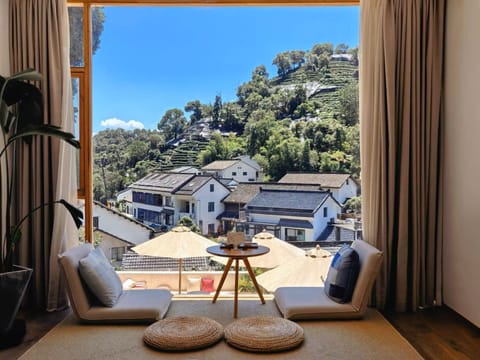 Family Duplex, 2 Bedrooms, Hill View, Slope side | View from room