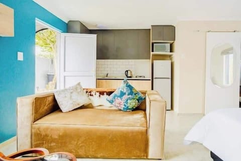 Luxury Studio Suite | Living area