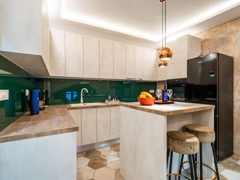 Apartment (One Bedroom Apartment with Terrace an) | Private kitchen | Fridge
