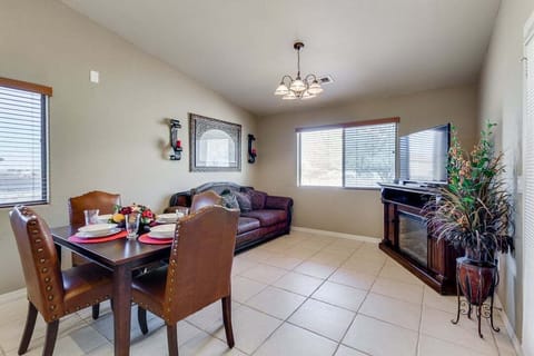 House, Multiple Beds, Patio (Lamb Road Casa Grande) | Dining