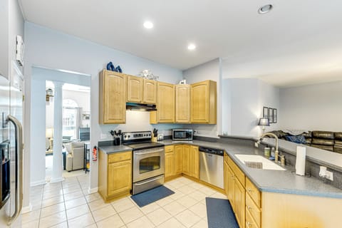 House (3 Bedrooms) | Interior