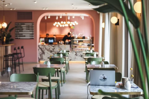 Cafe