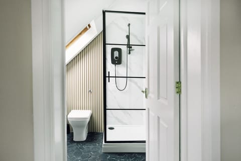 Cottage, 2 Bedrooms | Bathroom