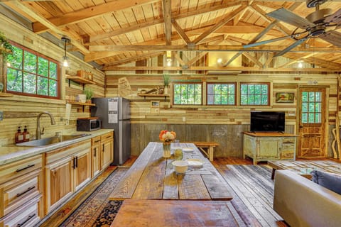 Apartment (0 Bedroom) | Interior