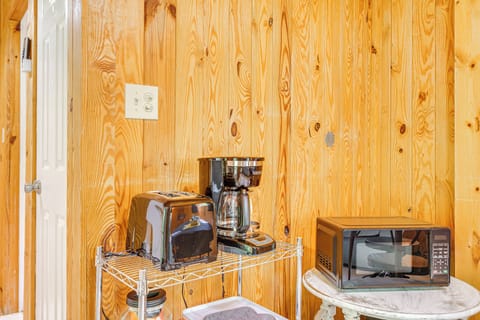 House (1 Bedroom) | Interior