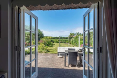 Villa | Garden
