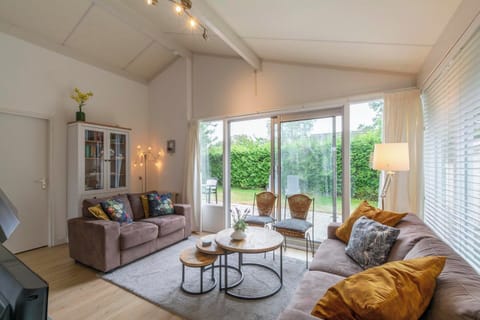 Bungalow | Living room