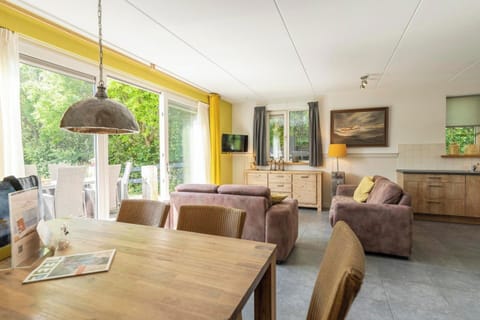 House | Dining