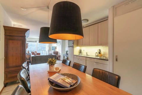 Apartment | Dining