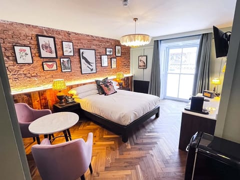 Deluxe Double Room | Free WiFi