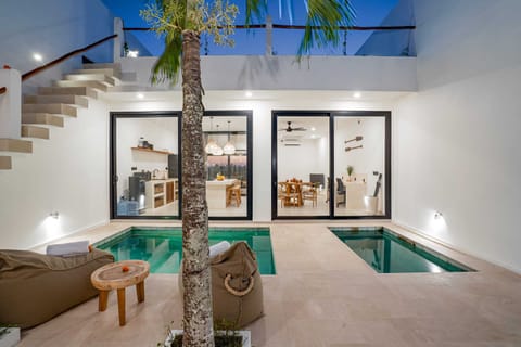 Basic Villa | Pool | Outdoor pool