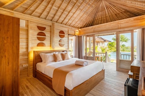 Bungalow, Balcony, Pool View | Desk, laptop workspace, free WiFi, bed sheets
