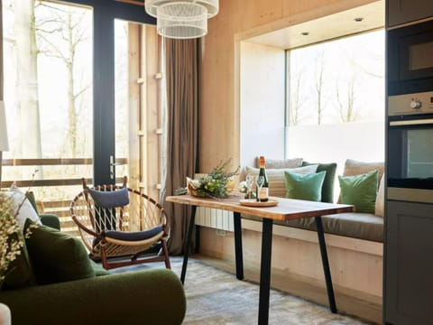 Cottage | Living area