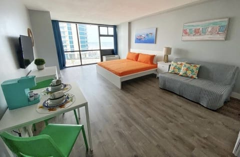 Panoramic Room, 1 King Bed with Sofa bed, Kitchen, Ocean View | Iron/ironing board, free WiFi