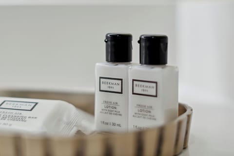 Towels, soap, shampoo, toilet paper