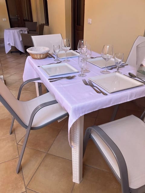 House, 1 Bedroom, Smoking, Patio | Outdoor dining