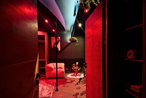 Luxury Loft, Patio | 1 bedroom, blackout drapes, soundproofing, iron/ironing board
