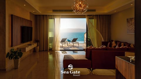 Luxury Apartment, 2 Bedrooms, Sea View | View from room